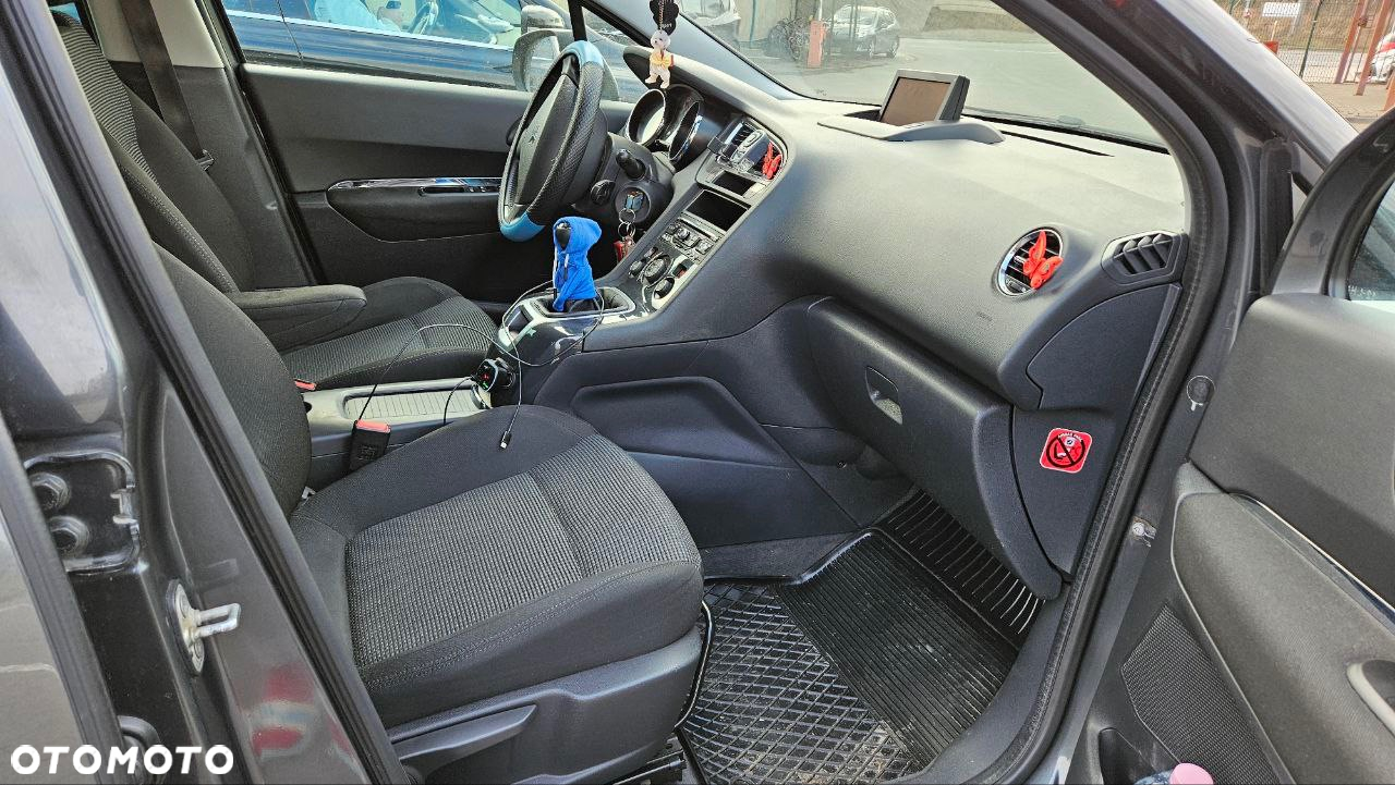 Peugeot 5008 - 7
