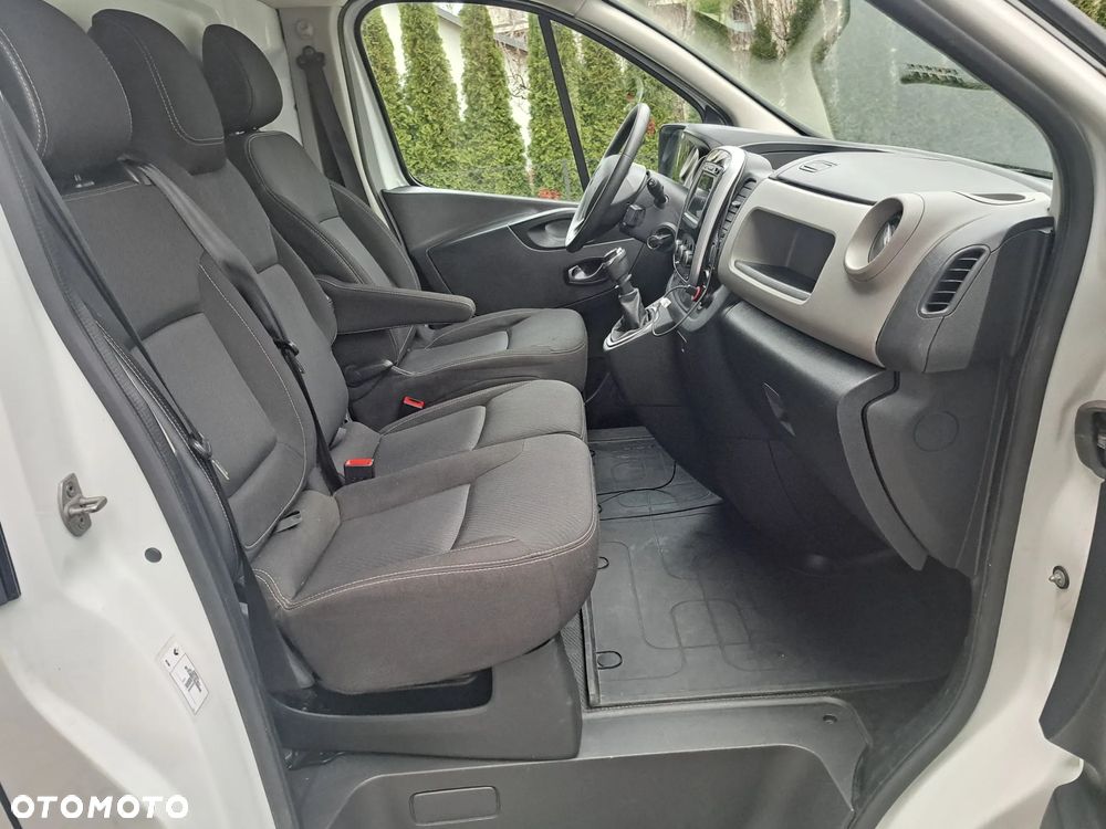 Renault Trafic - 10
