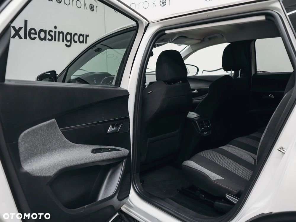 Peugeot 5008 1.5 BlueHDI Active S&S EAT8 - 19