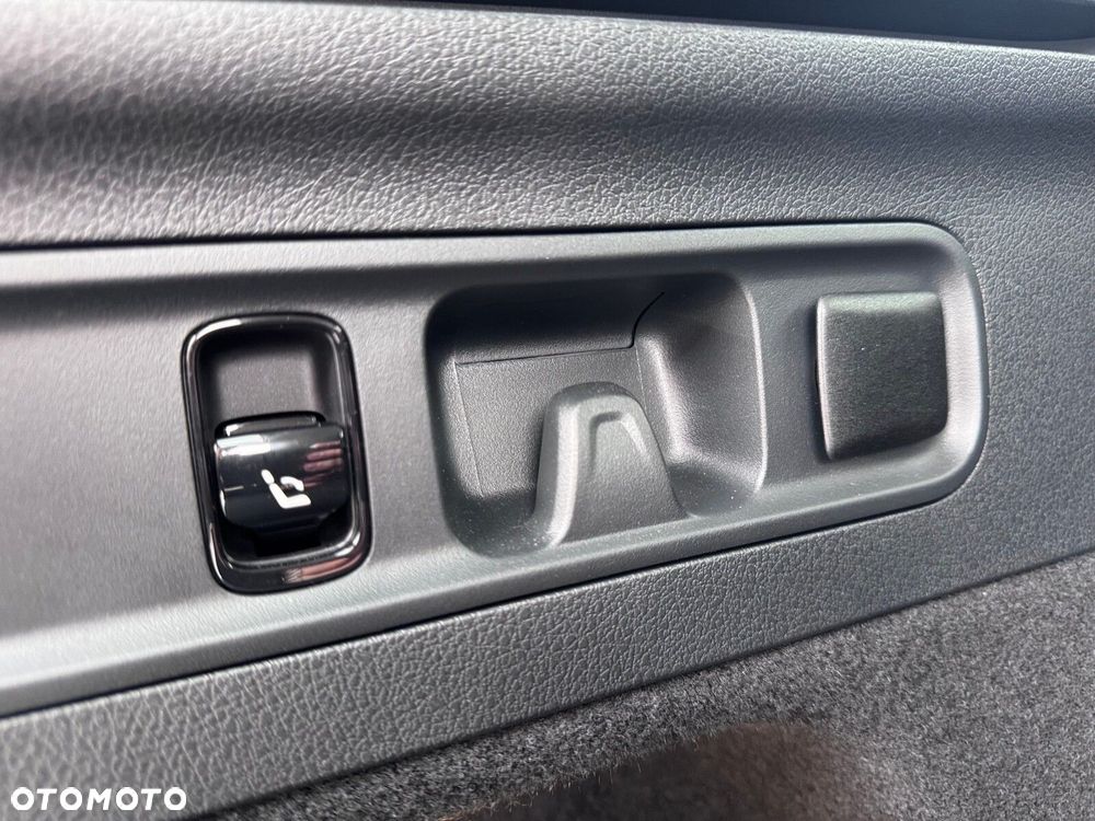 Mercedes-Benz GLC - 18