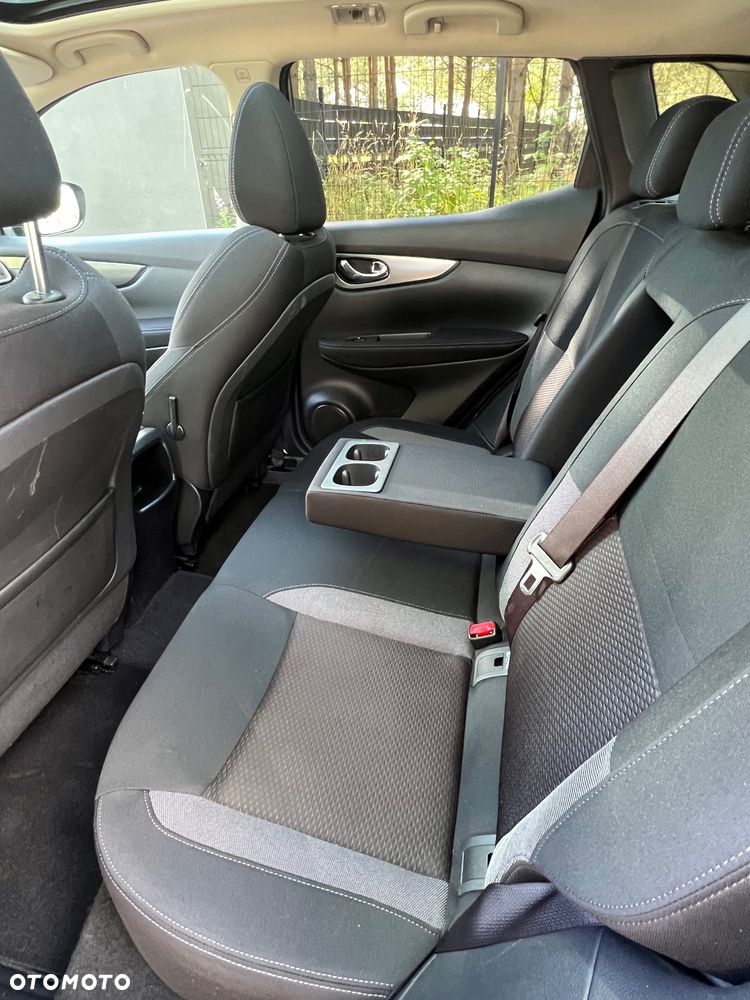 Nissan Qashqai 1.2 DIG-T N-Connecta - 17