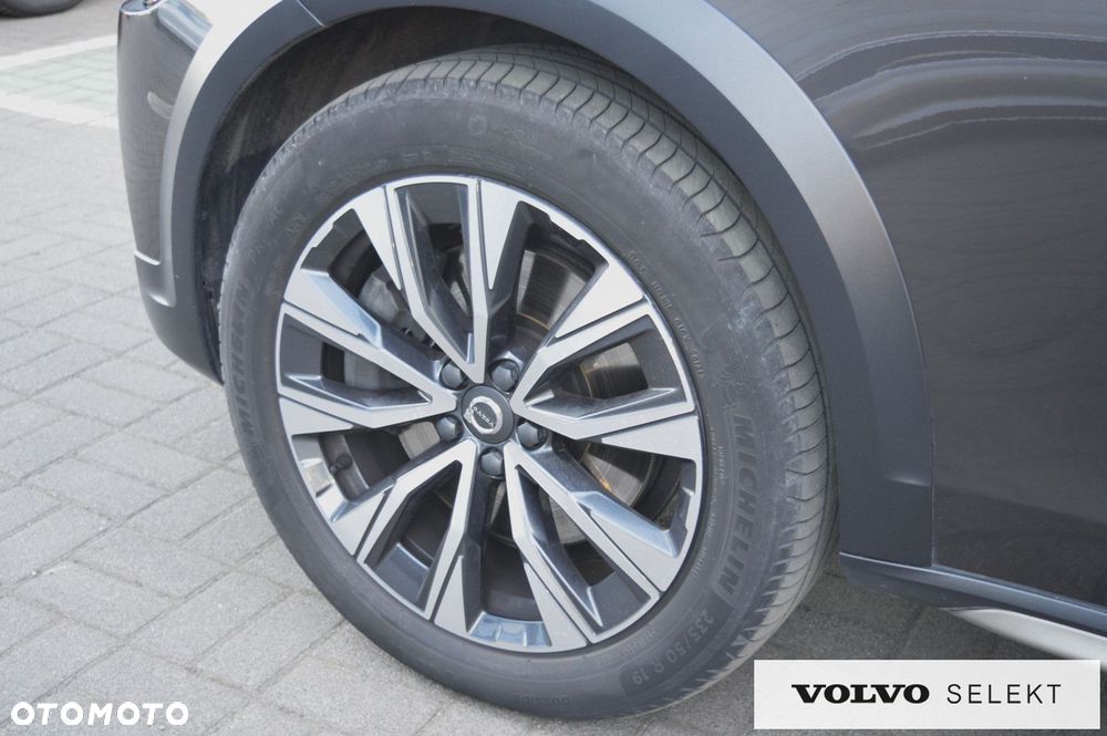 Volvo V90 Cross Country - 14