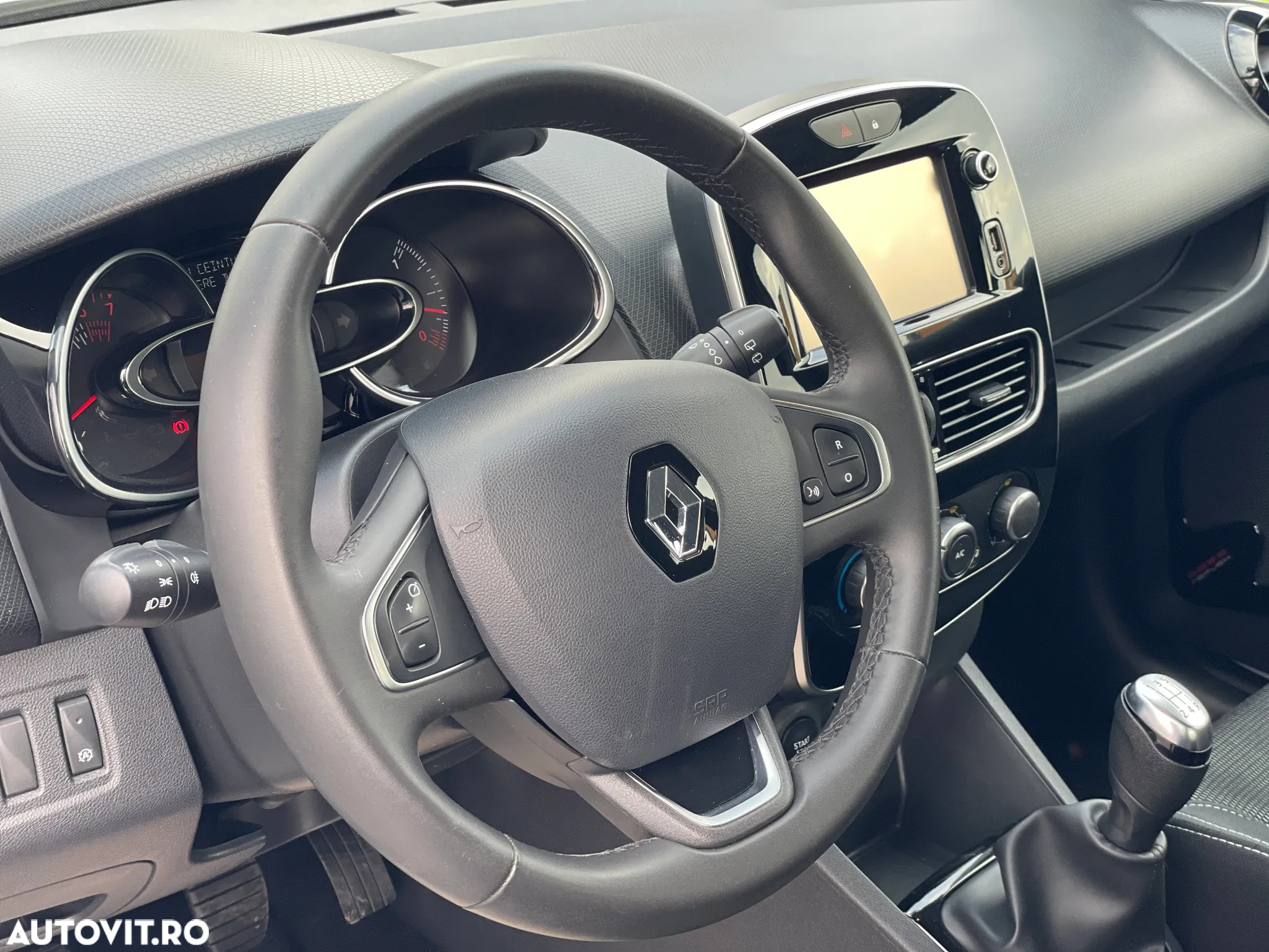 Renault Clio (Energy) TCe 90 Start & Stop LIMITED - 8