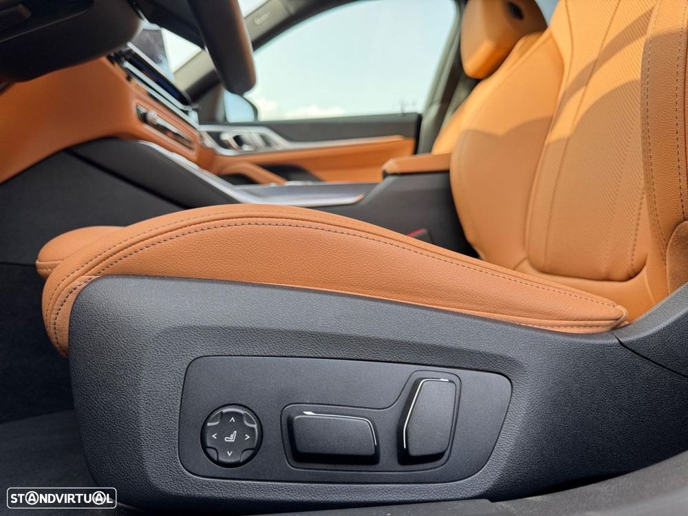 BMW i4 eDrive35 Pack Desportivo M - 9