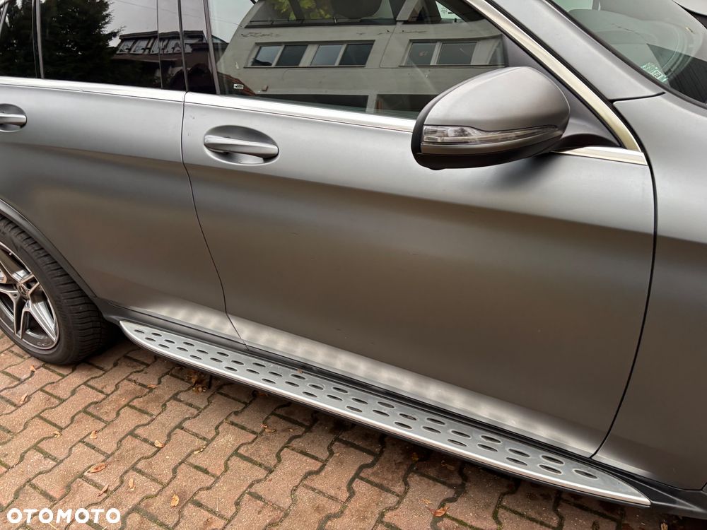 Mercedes-Benz GLC 200 - 19