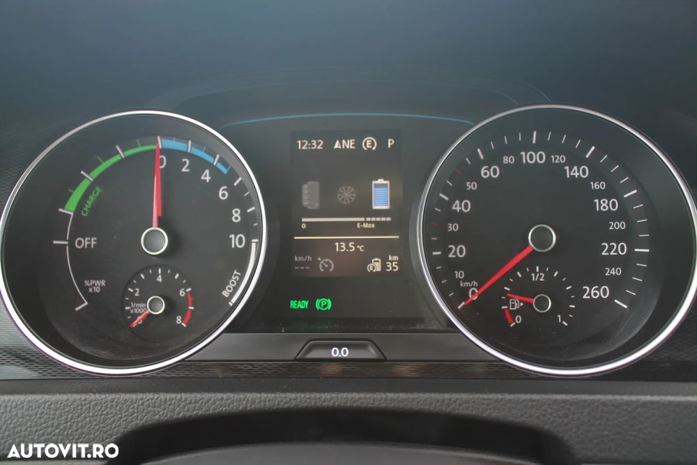 Volkswagen Golf GTE 1.4 TSI PHEV 204 CP - 24