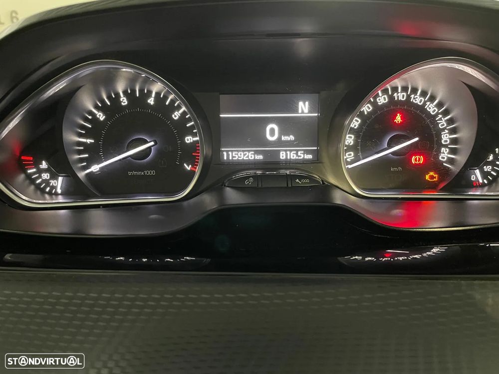Peugeot 2008 - 17
