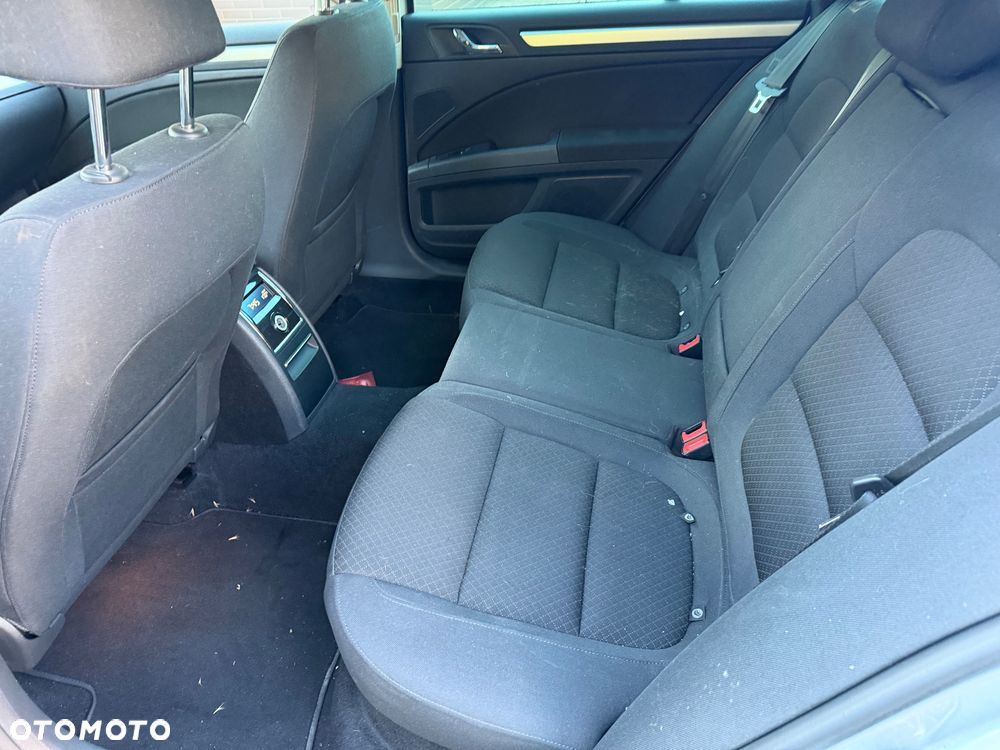 Skoda Superb 1.6 TDI Active DSG - 32