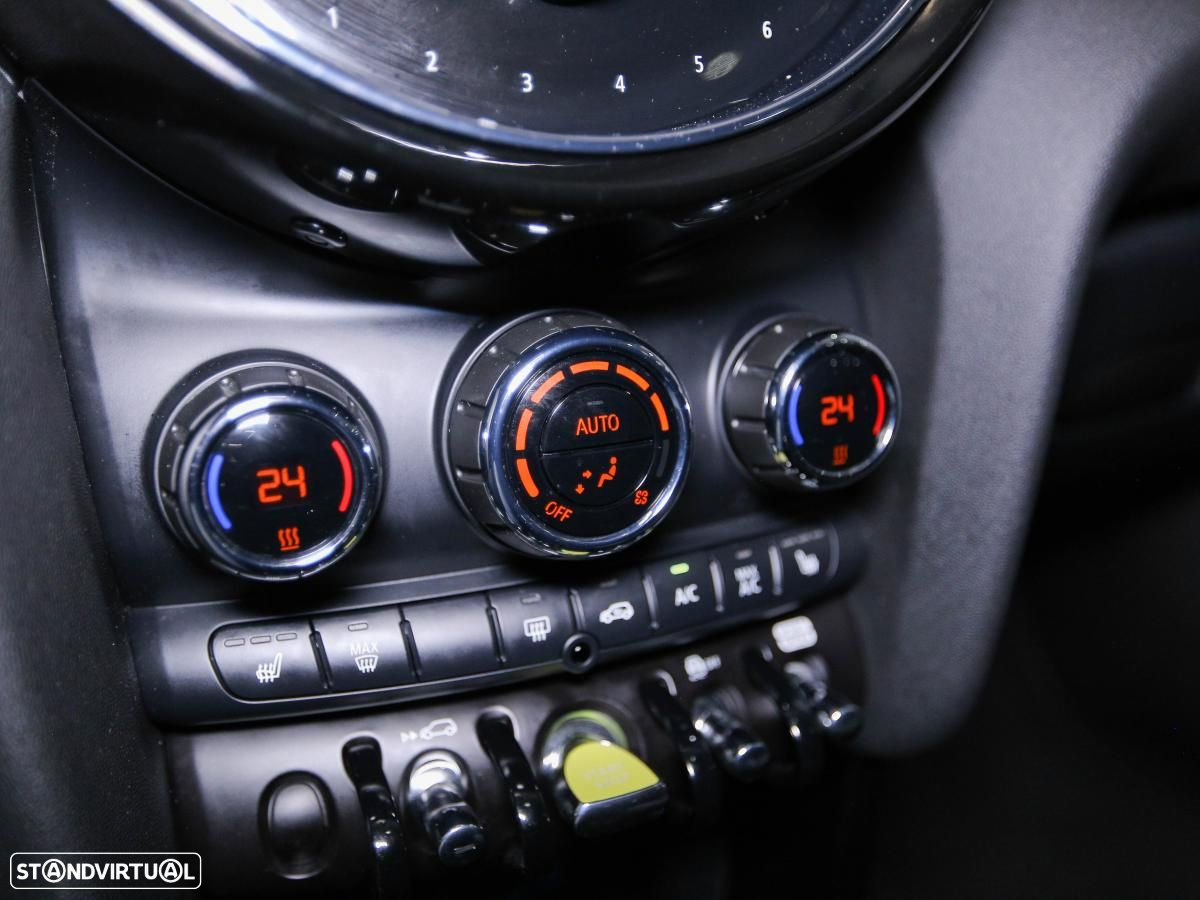 MINI 3 Portas Cooper SE - 17