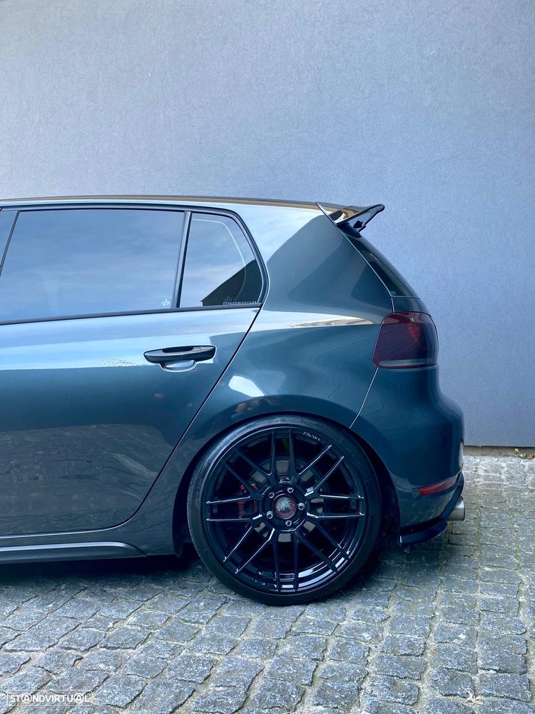 VW Golf - 12