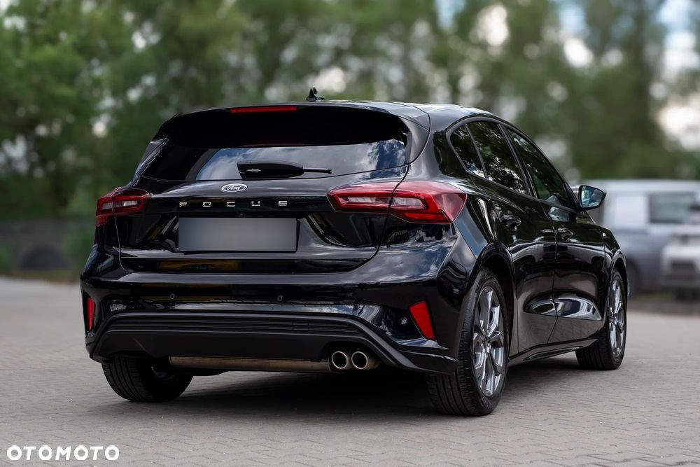 Ford Focus 1.0 EcoBoost mHEV ST-Line X - 13