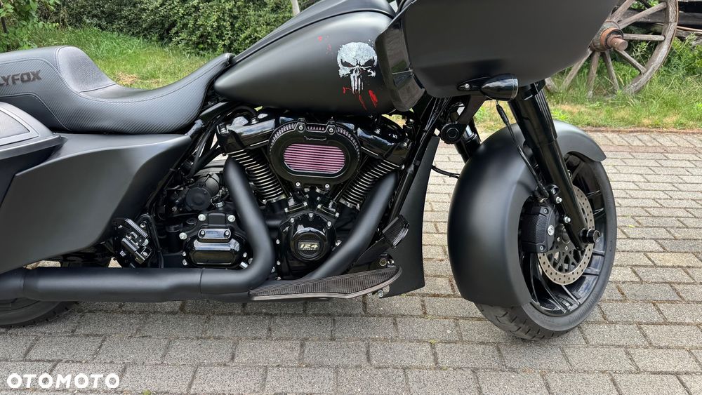 Harley-Davidson Touring Road Glide - 9
