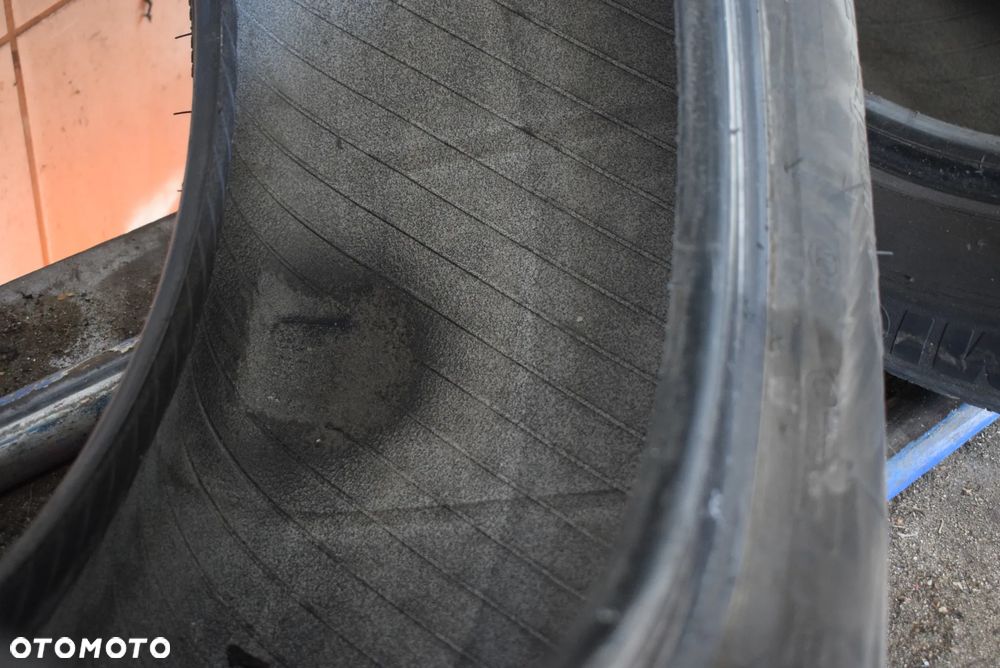 R19 255/50 Michelin Latitude Sport 3 - 6