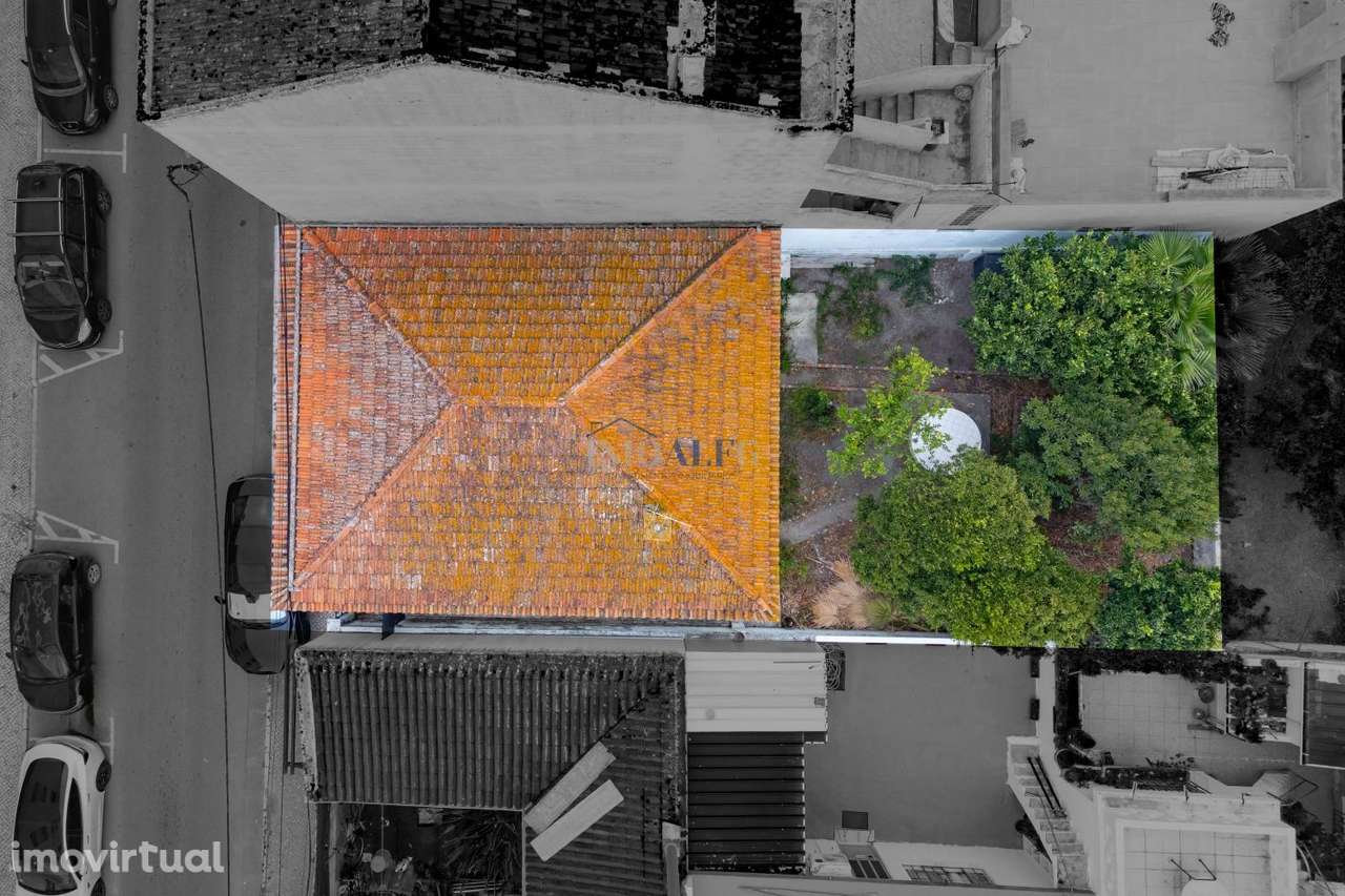 Moradia T2 com quintal no centro do Pinhal Novo - Grande imagem: 2/27