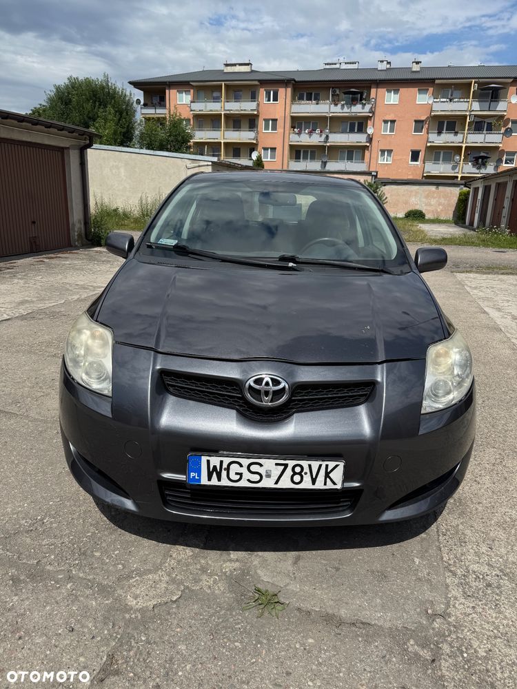 Toyota Auris 1.4 D-4D Premium - 1