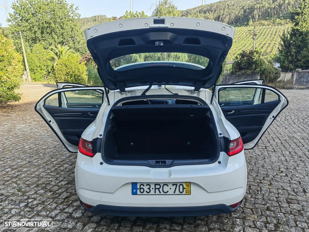 Renault Mégane 1.5 dCi Zen - 12