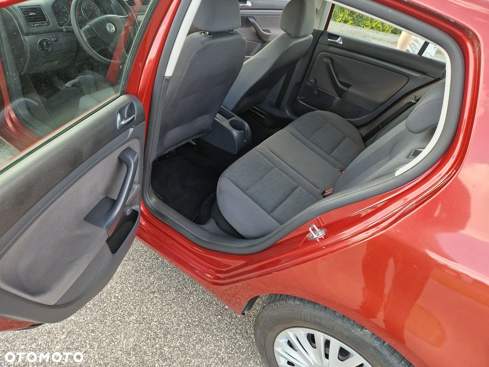 Volkswagen Golf 1.6 Edition - 19