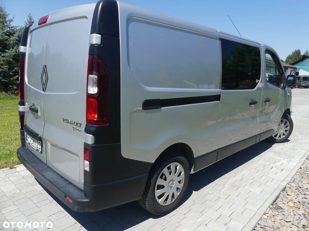 Renault Trafic - 25
