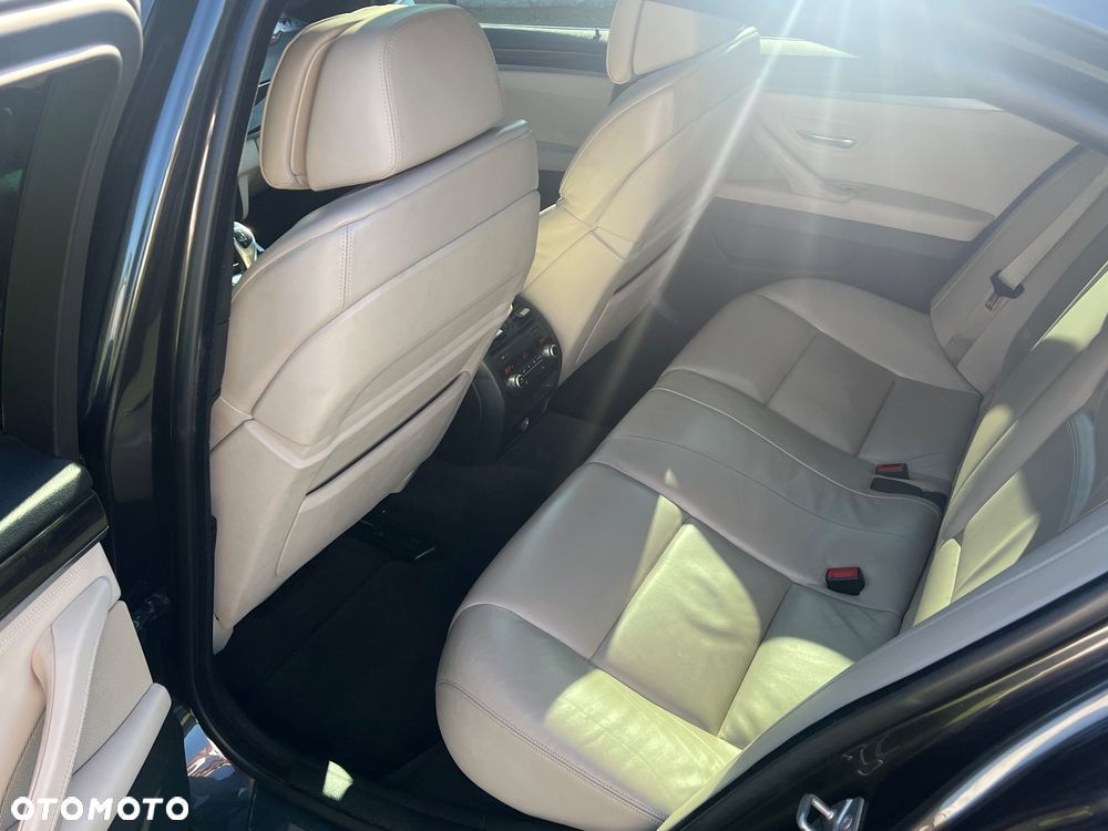 BMW Seria 5 535d - 13