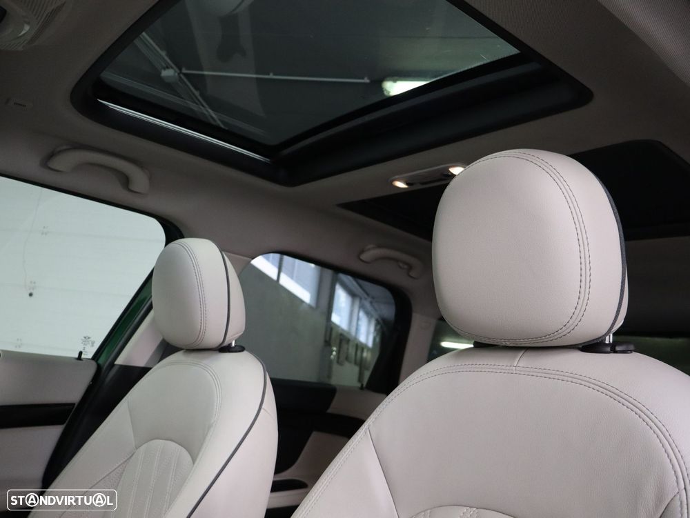 MINI Countryman Cooper SE ALL4 Auto - 8