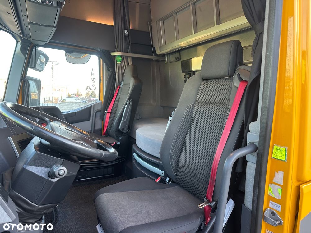 Renault T480 Highcab Klima postojowa - 8