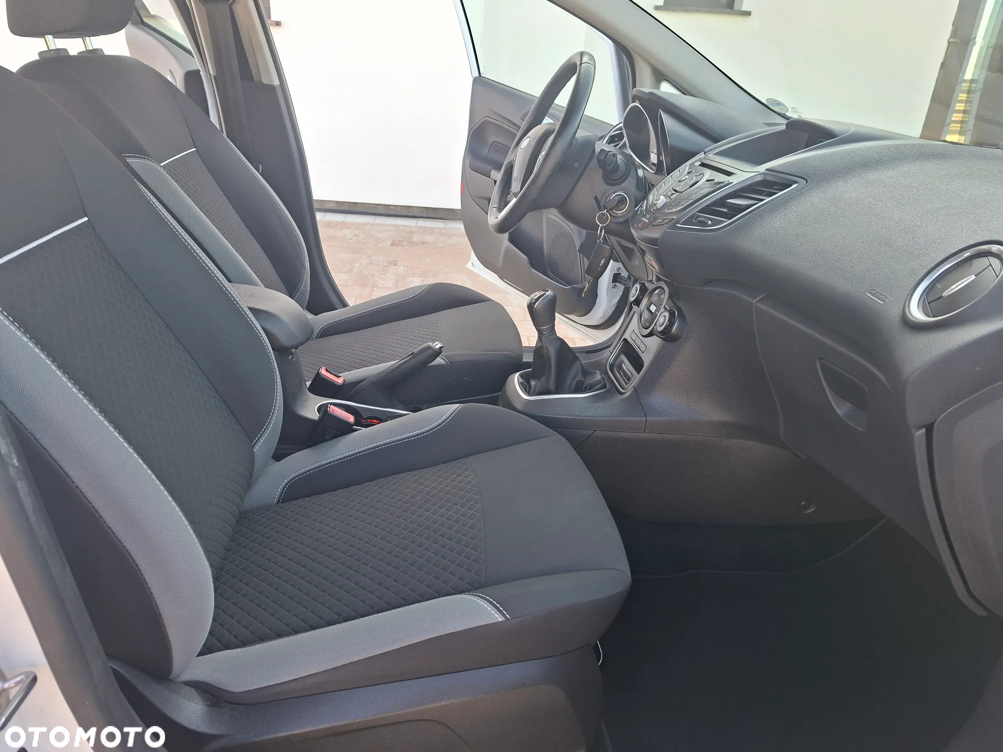 Ford Fiesta 1.0 EcoBoost Champions Edition - 16