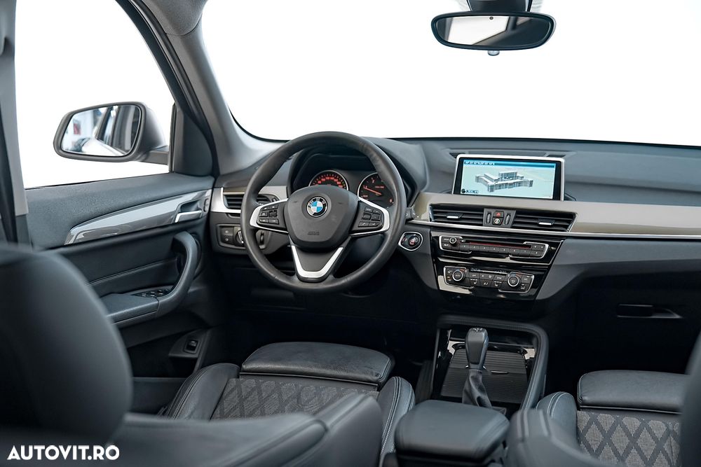 BMW X1 xDrive20d Aut. xLine - 12