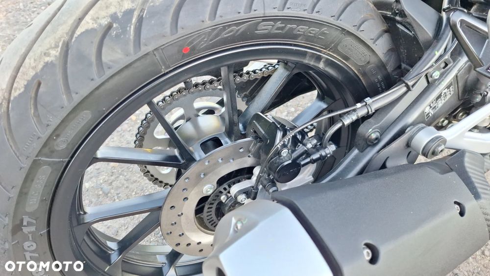 Yamaha MT - 5