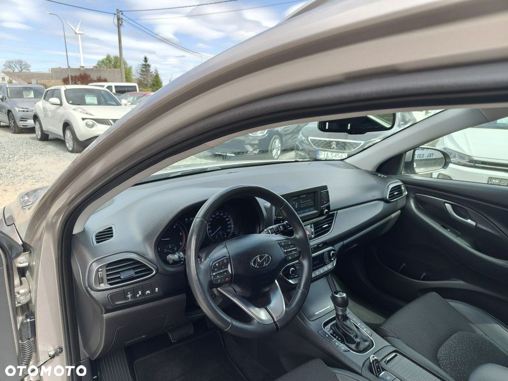 Hyundai i30 1.6 CRDI DCT Trend - 8