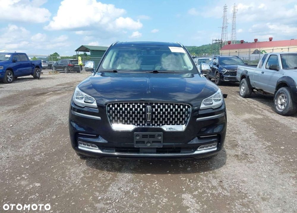 Lincoln Aviator - 3