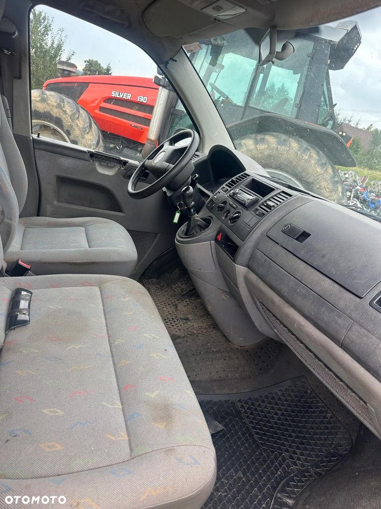Volkswagen Furgon Blaszak VW Transporter T5 2.5 TDI 131 KM Skrzynia 6 Klima - 8