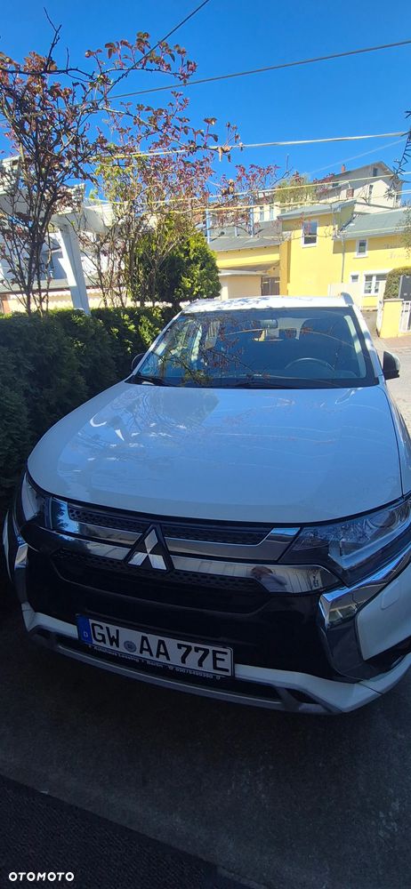 Mitsubishi Outlander Instyle - 2