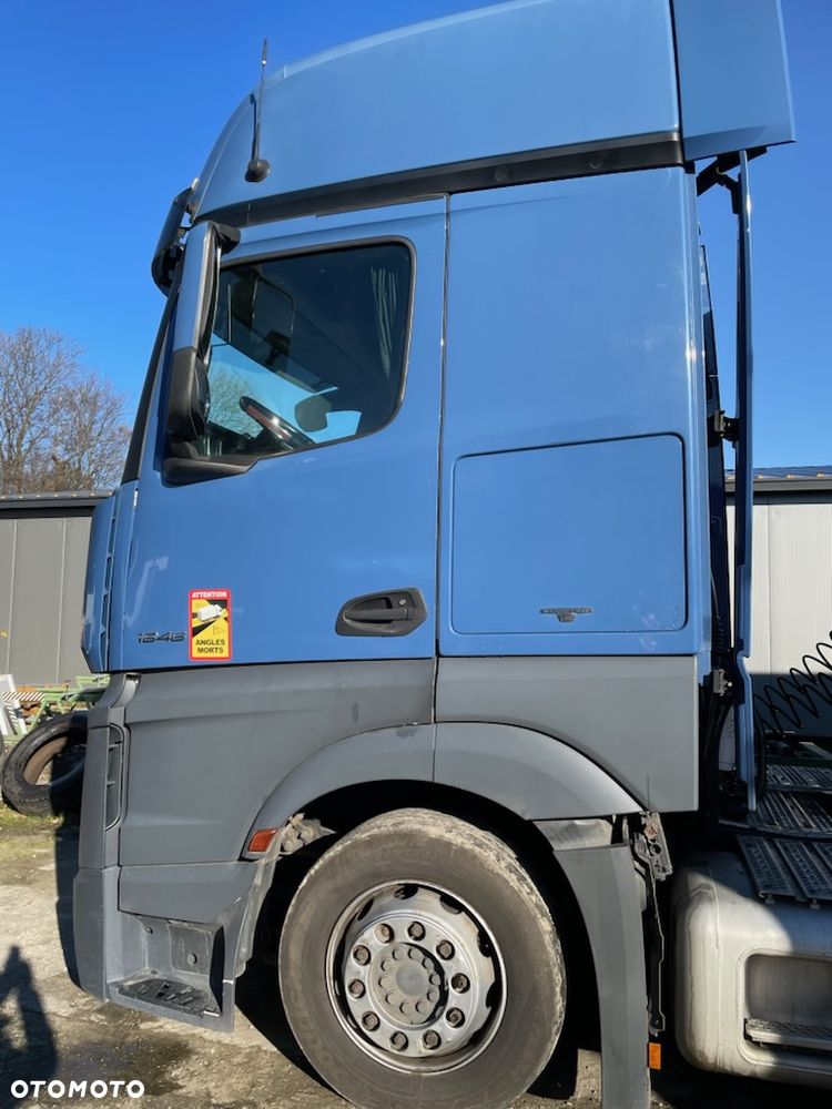 Mercedes-Benz ACTROS - 2