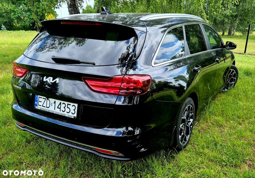 Kia Ceed - 27