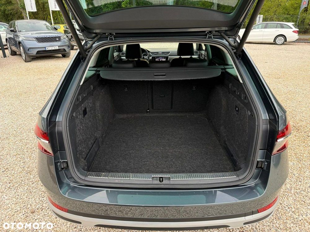 Skoda Superb 2.0 TDI SCR 4x4 Scout DSG - 20