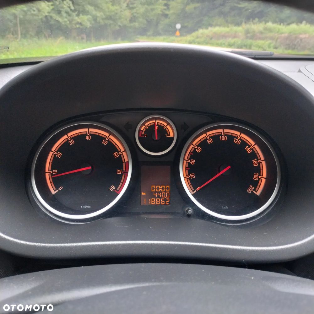 Opel Corsa 1.2 16V Edition 150 - 12