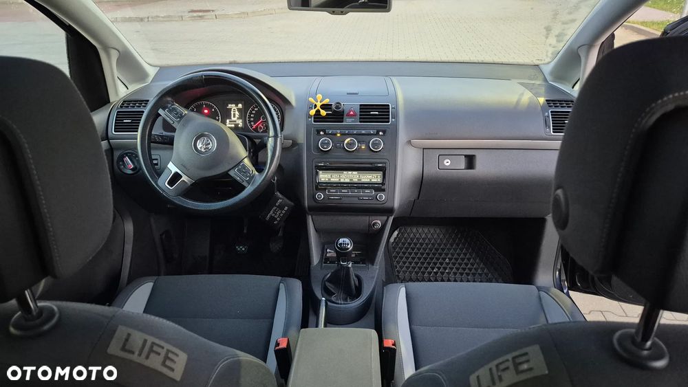 Volkswagen Touran 2.0 TDI DPF BlueMotion Technology Life - 10