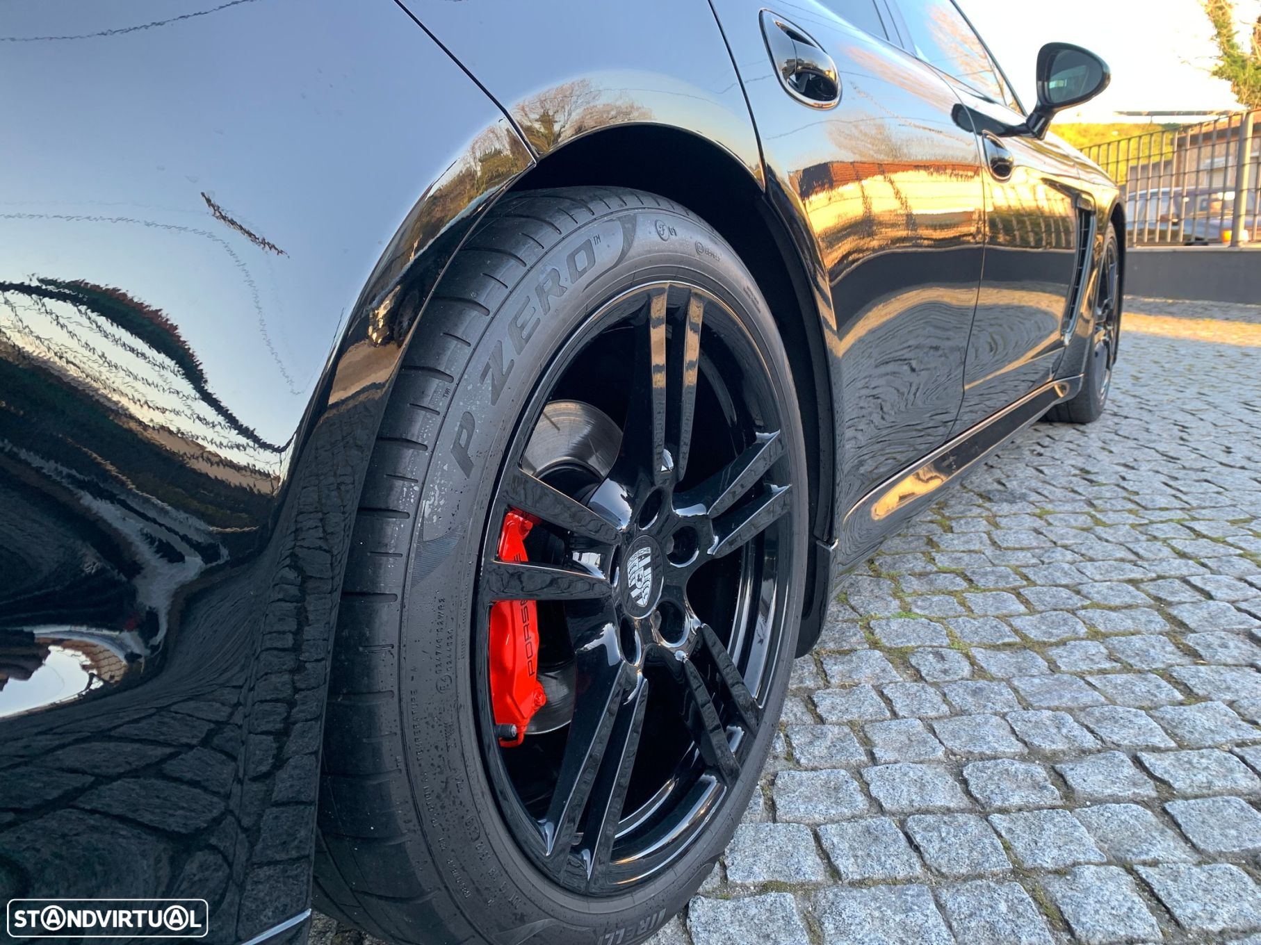 Porsche Panamera Standard - 4
