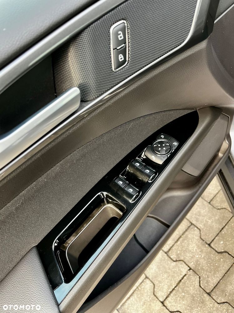 Ford Mondeo 2.0 EcoBlue Trend - 17