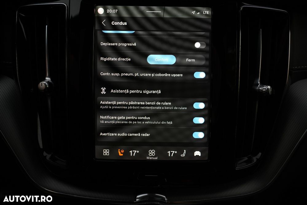 Volvo XC 60 T6 AWD Recharge Geartronic Inscription - 11