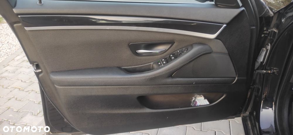 BMW Seria 5 530d - 22