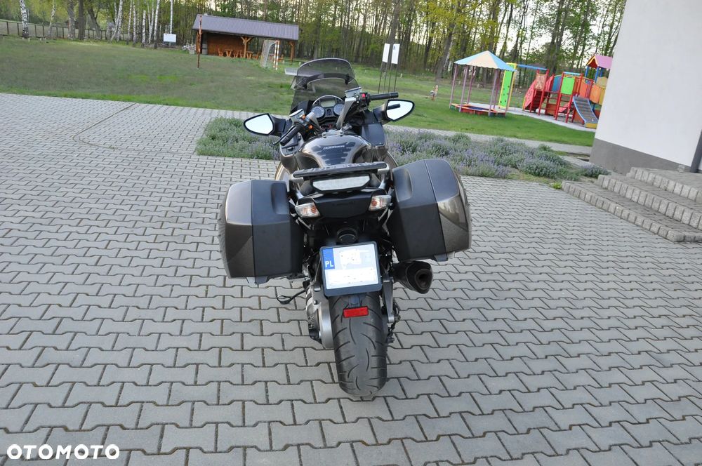 Kawasaki GTR - 14