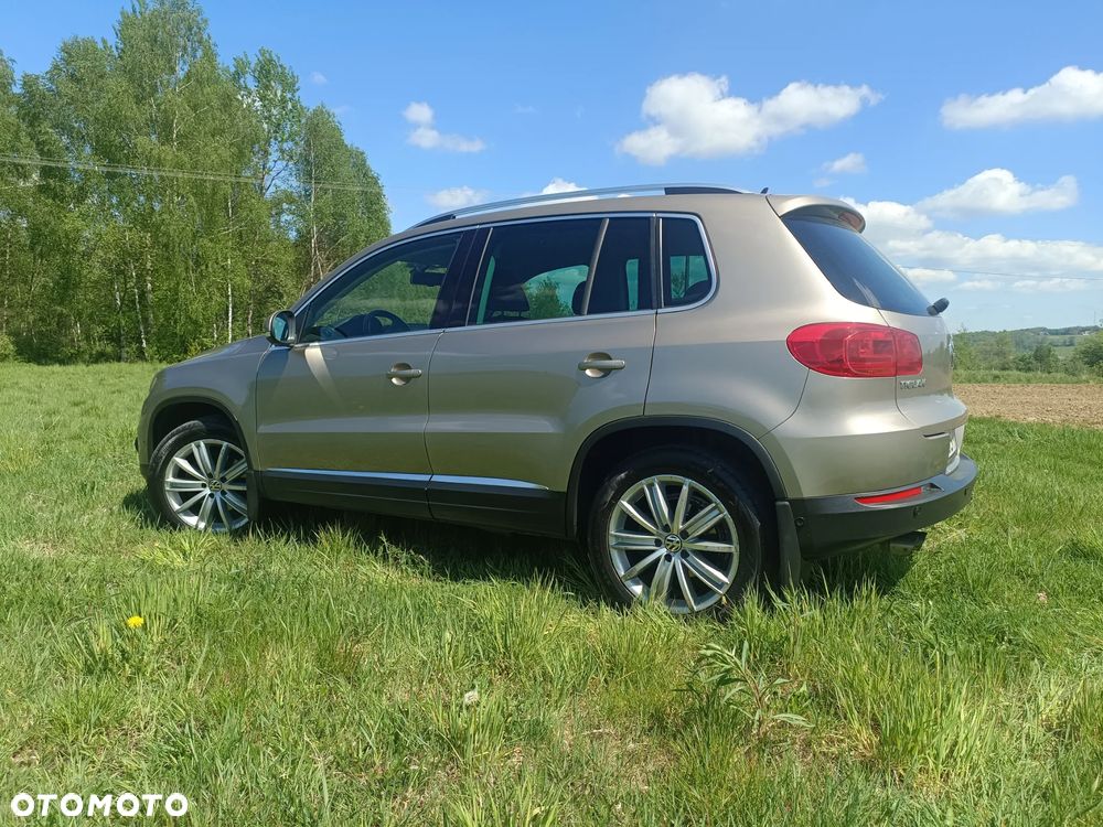 Volkswagen Tiguan - 4