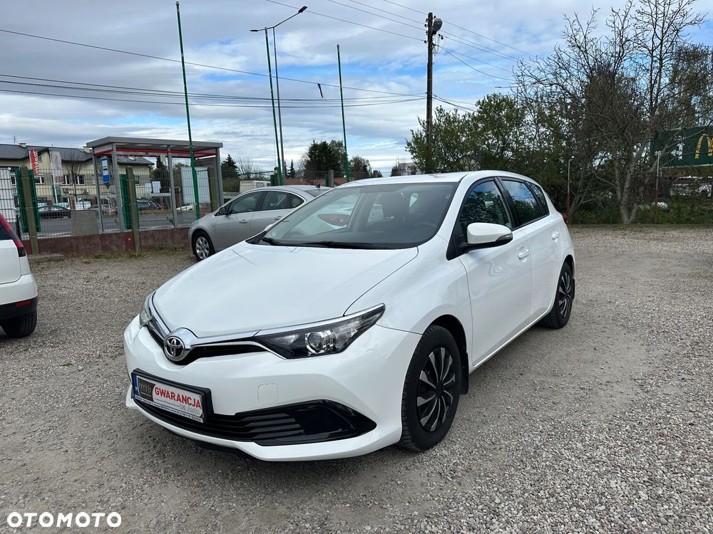 Toyota Auris - 3