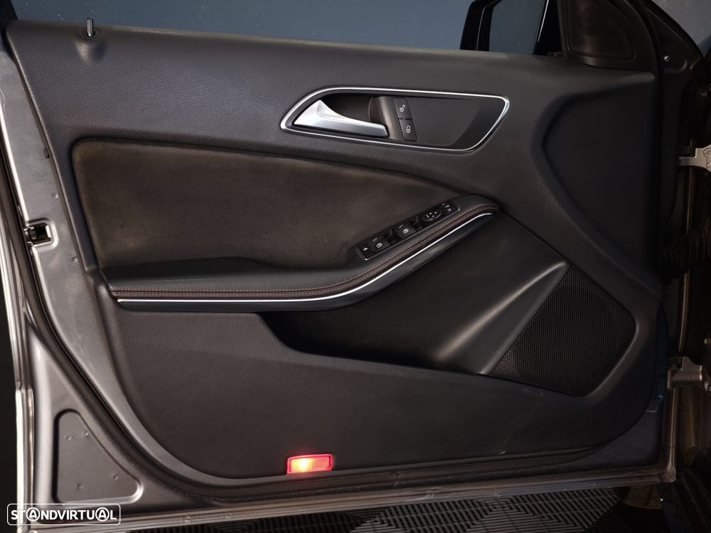 Mercedes-Benz A 200 CDI 7G-DCT AMG Line - 25