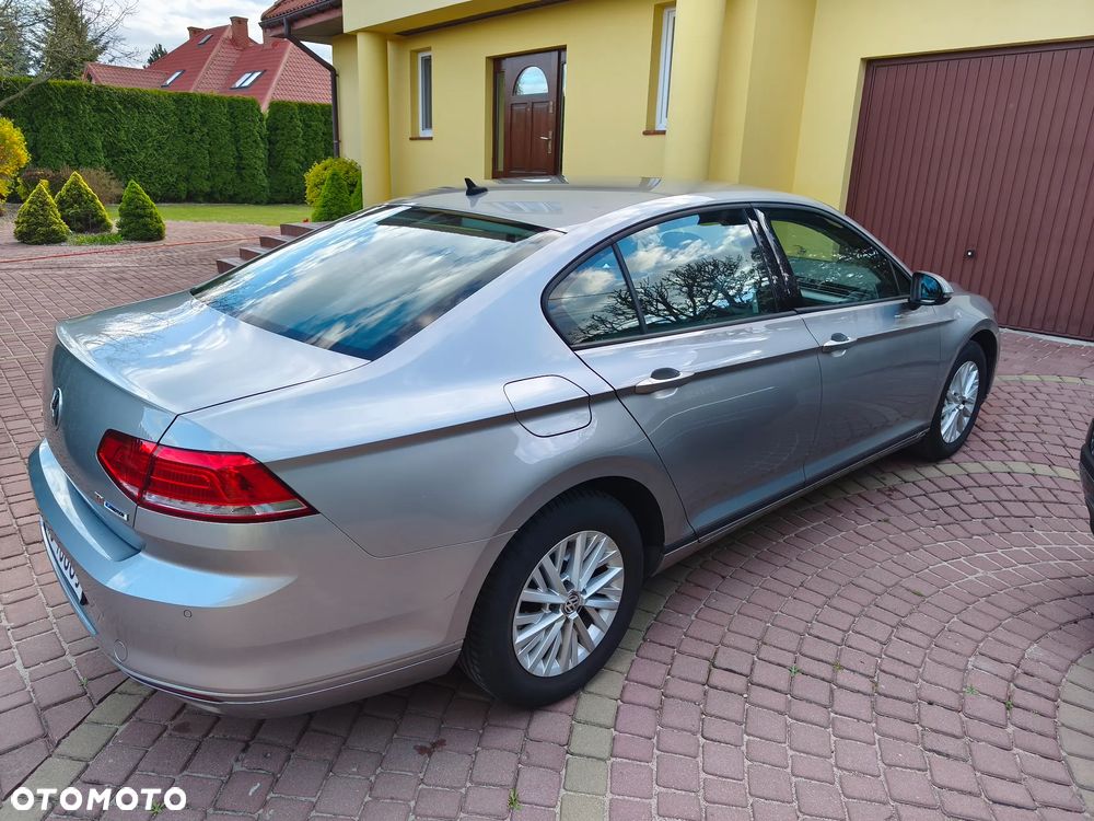 Volkswagen Passat 1.6 TDI BMT Comfortline - 6