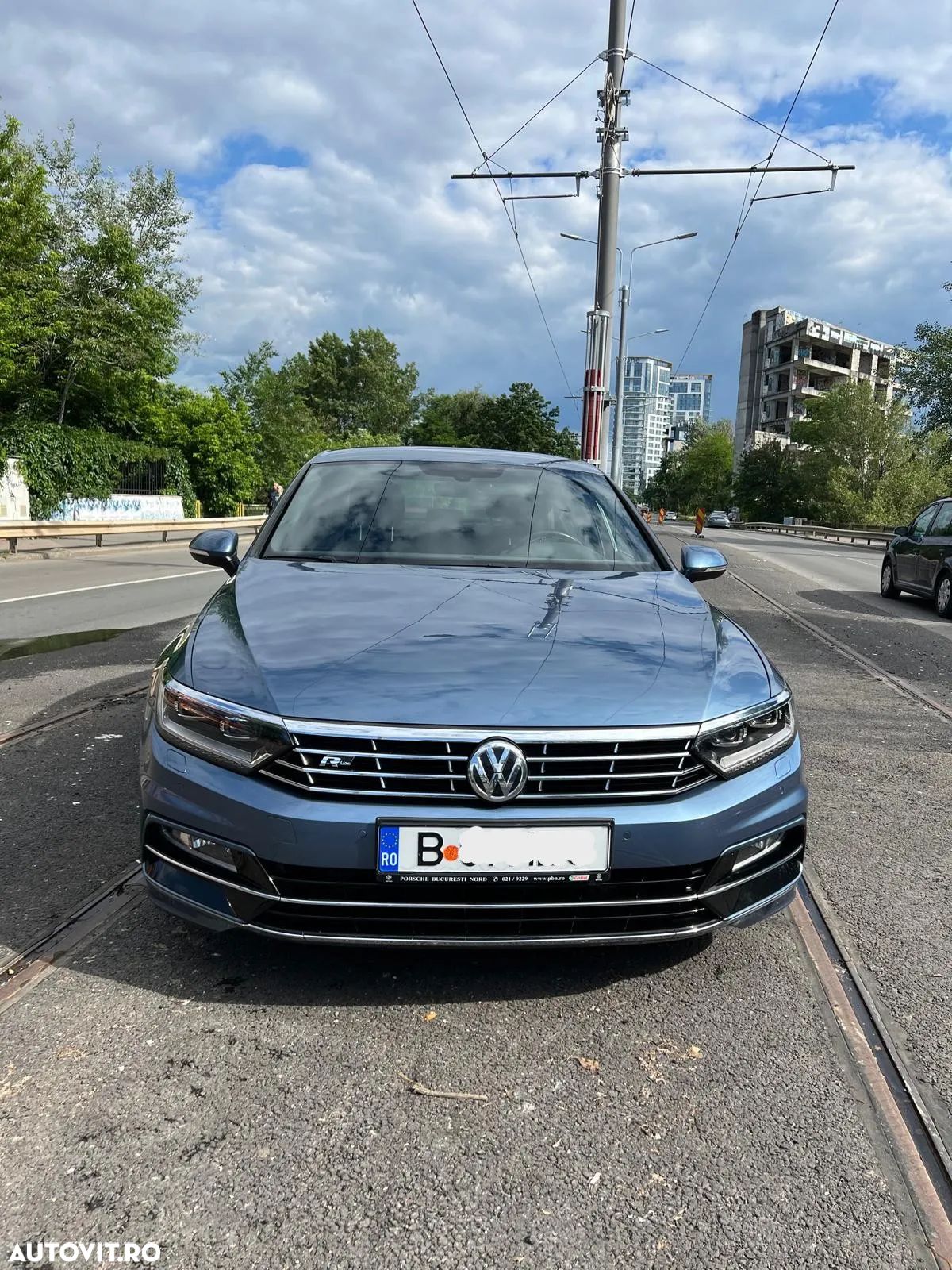 Volkswagen Passat 2.0 TDI DSG Highline - 1