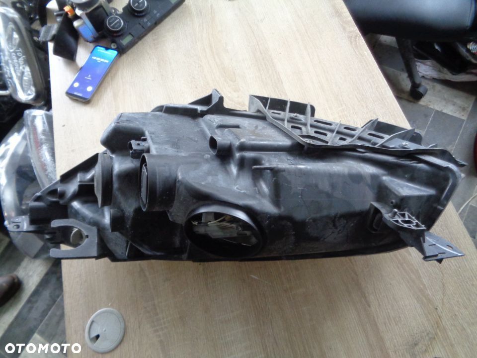 CITROEN C4 PICASSO LAMPA PRAWY PRZÓD EUROPA - 3