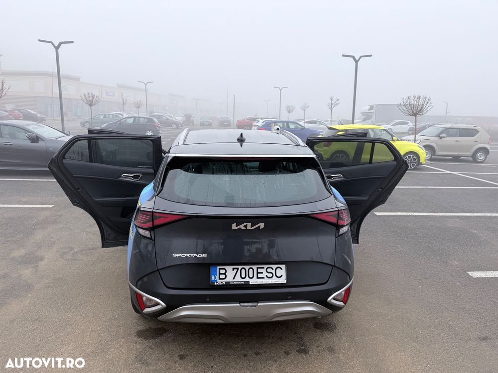 Kia Sportage 1.6 T-GDI HEV 6AT 4x2 Style - 6
