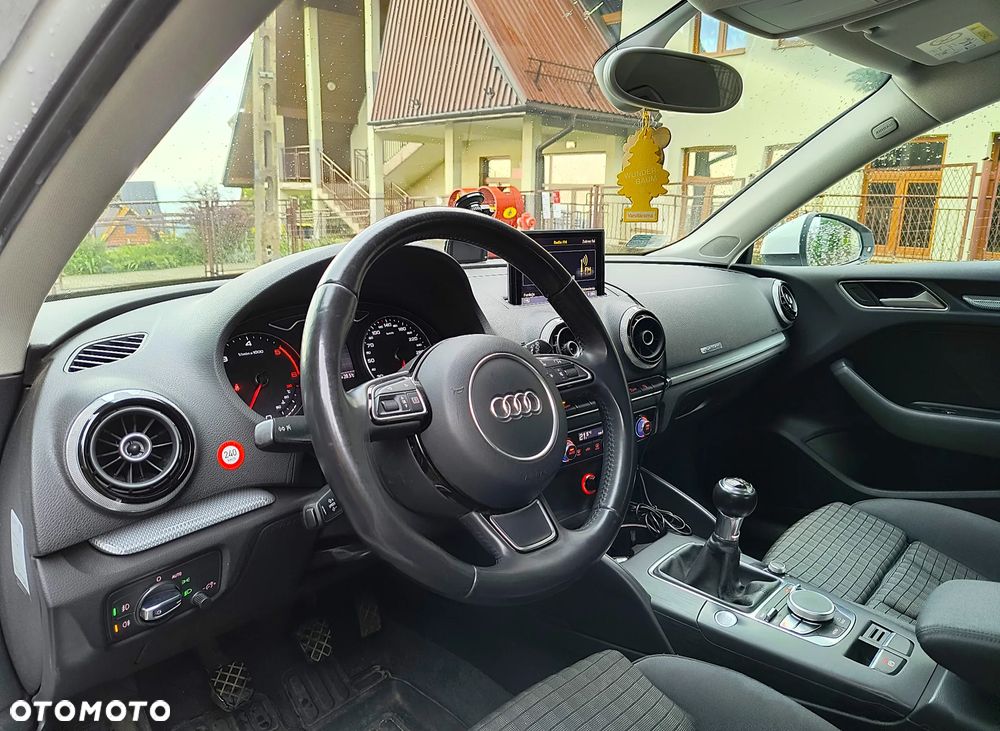 Audi A3 Sportback 2.0 TDI quattro Ambition - 9
